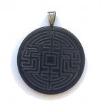 Der Irrweg des Lebens (Kettenanhänger aus Horn)