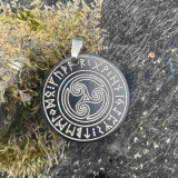 Triskele im Runenkreis (Kettenanhänger aus Horn)