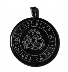 Wolf Triskele mit Runen (Kettenanhänger aus Horn)